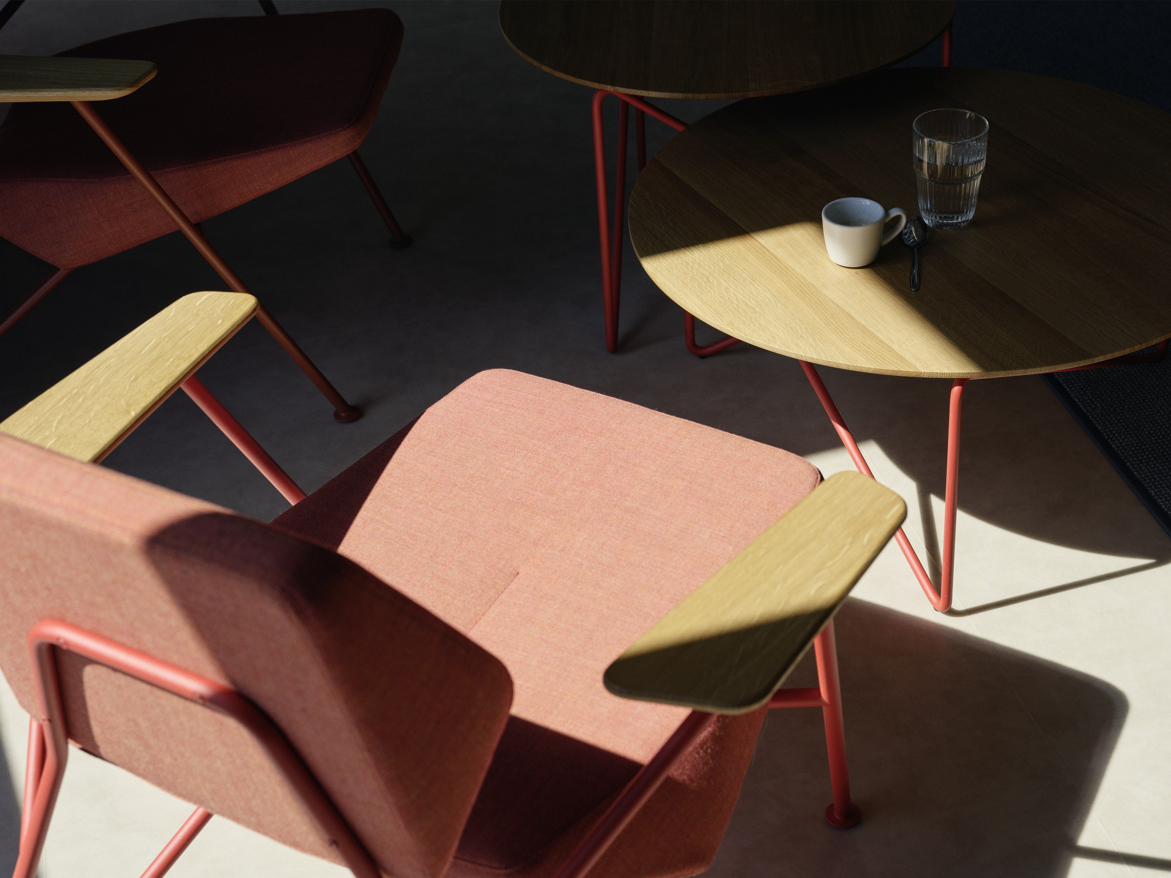 Schattenbild auf die Lounge Chairs.
