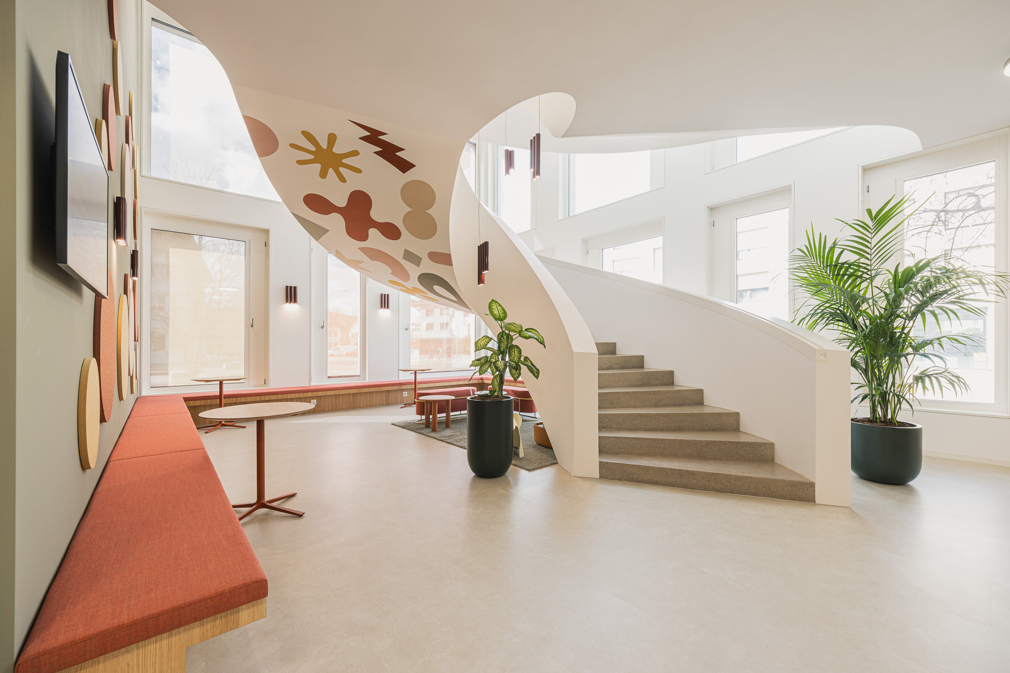 Wendeltreppe mit Sitznische